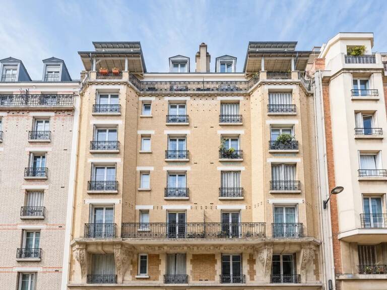 Appartement 3 pièces de 60 m² à Paris - Gambetta — photo 1