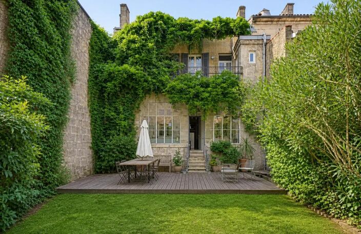 Maison de 10 pièces de 250 m² à Bordeaux — photo 2