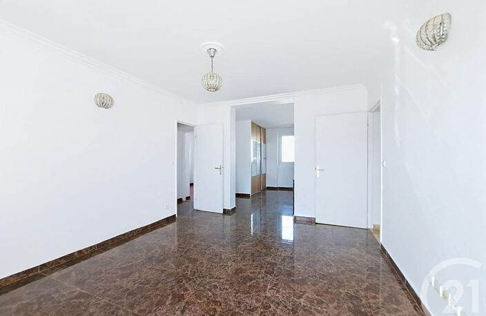 T4 — photo 2