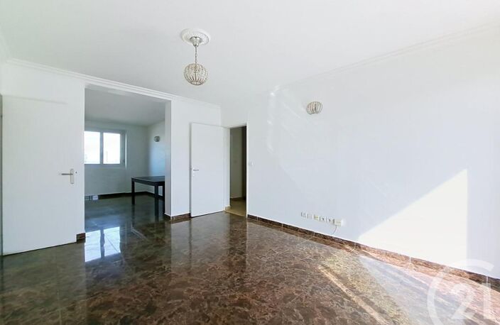T4 — photo 3