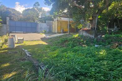 Terrain  180000 €