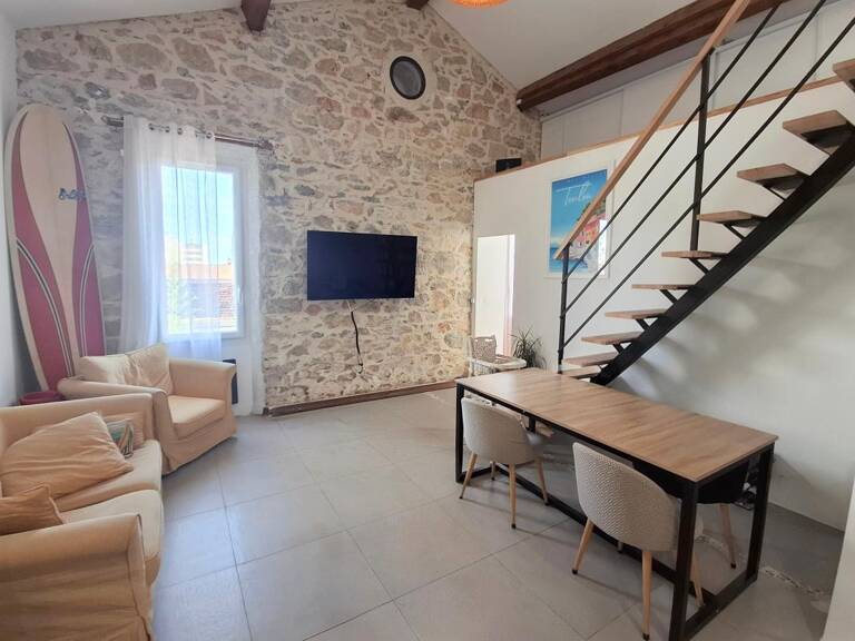 TOULON CLARET – Charmant appartement en haut de villa avec jardin et stationnement — photo 1