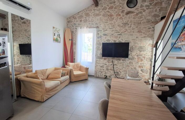 TOULON CLARET – Charmant appartement en haut de villa avec jardin et stationnement — photo 2