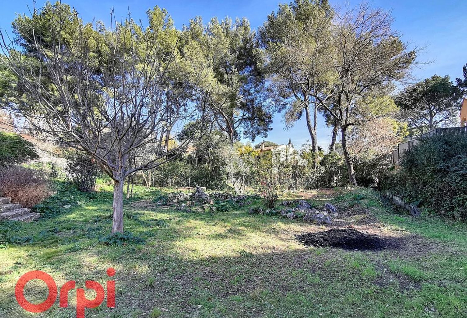 Terrain À Vendre avec permis déposé pour 2 maisons mitoyennes — photo 1