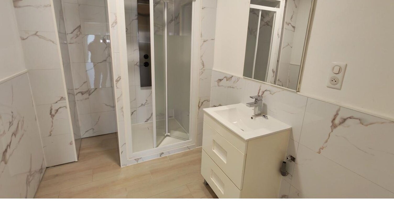 Appartement F3 2 chambres, entièrement rénové à Thionville — photo 1