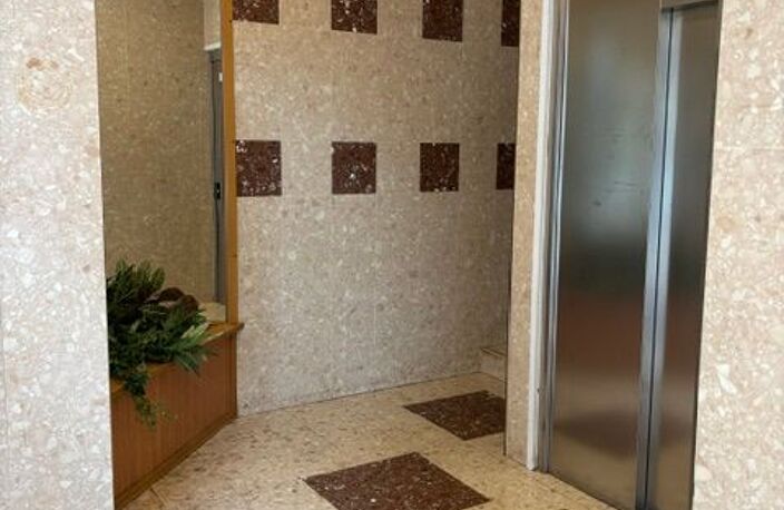 Appartement À Vendre F2 CENTRAL PARK II — photo 2