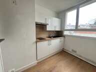 Appartement À Vendre F2 RUE ANATOLE FRANCE — photo 3