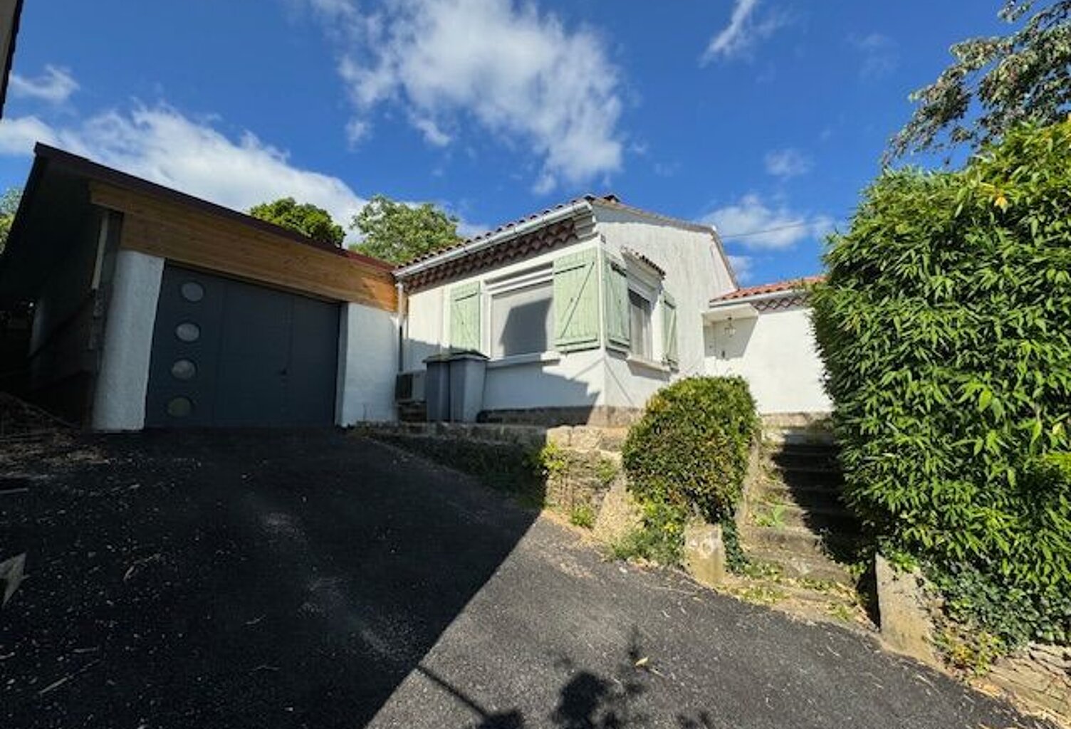 Maison À Louer secteur Pont de L'Arn — photo 1
