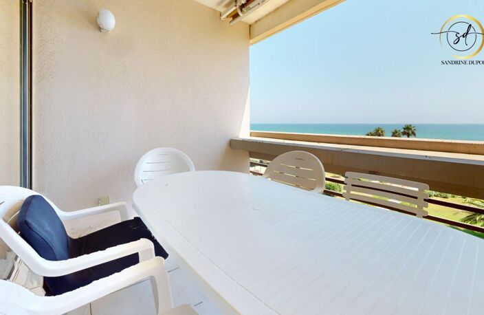 Pied a terre face à la mer -accès direct plage -terrasse -parking privé - piscine — photo 4