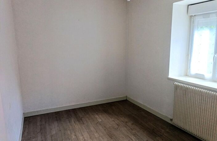 Ancienne ferme en pierre, son plan d'eau et 3 386 m² · Saint-Igeaux — photo 5