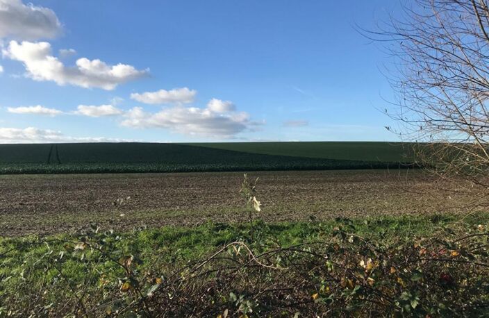 Beau terrain constructible de 1013m², belle façade, secteur recherché — photo 2