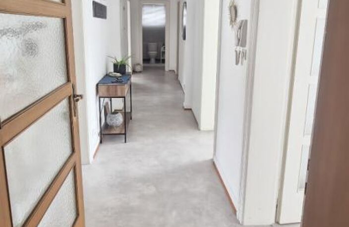 Appartement rénové de 97 m² avec balcon, jardin, terrasse, garage et cave  Haguenau (67500) — photo 3