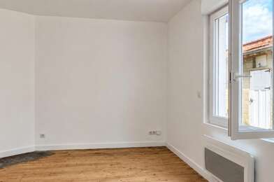 Appartement 1 pièces 470 €