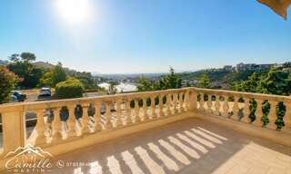Immeuble  559 m² à vendre à Saint-Raphaël (83700)