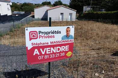 Terrain  149900 €