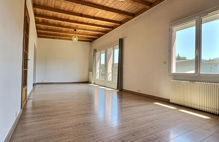 Maison Chambéry quartier Montjay,  développe près de 150 m2 sur 719m2 de terrain — photo 5