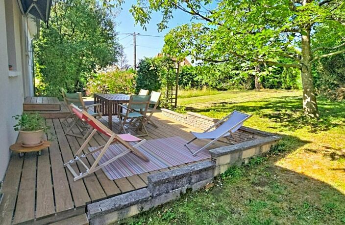 Maison Individuelle  sur sous-sol, de type 5, avec piscine, sur un terrain arboré et clos de 1750 m² — photo 5