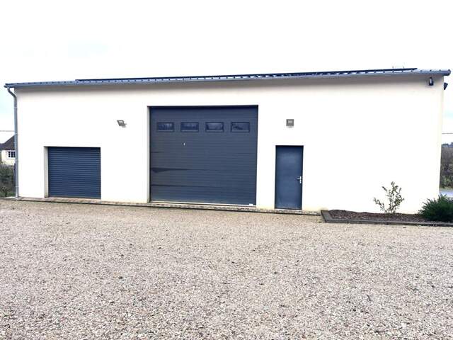 Maison d'architecte 200 M2 5 chambres sur 5220 M2 et atelier 150 M2 — photo du bien