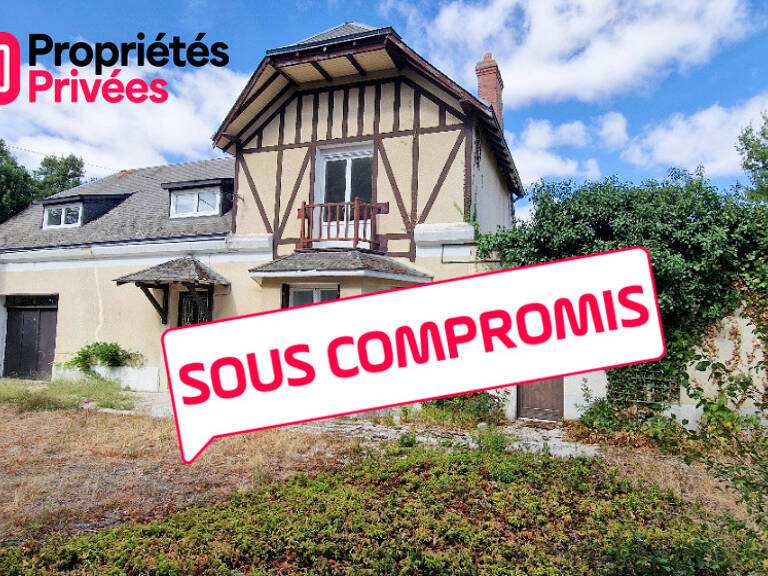 Maison à colombages de 135 m² - 6 pièces et 3 chambres + dépendances sur terrain de 1285 m² — photo 1