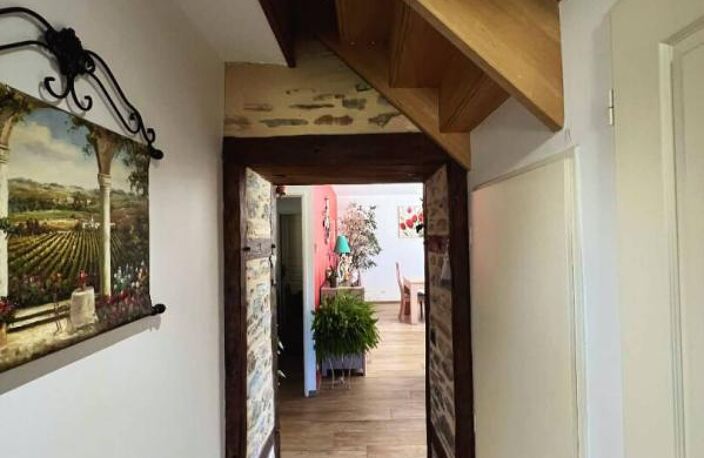 Maison en Pierre à Nantheuil 7 pièce(s) 170 m2 — photo 3