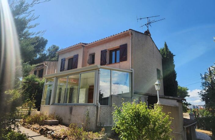 Maison ST RAPHAEL 4 pièces 82 m2- VERANDA- SOUS-SOL- JARDIN — photo 3