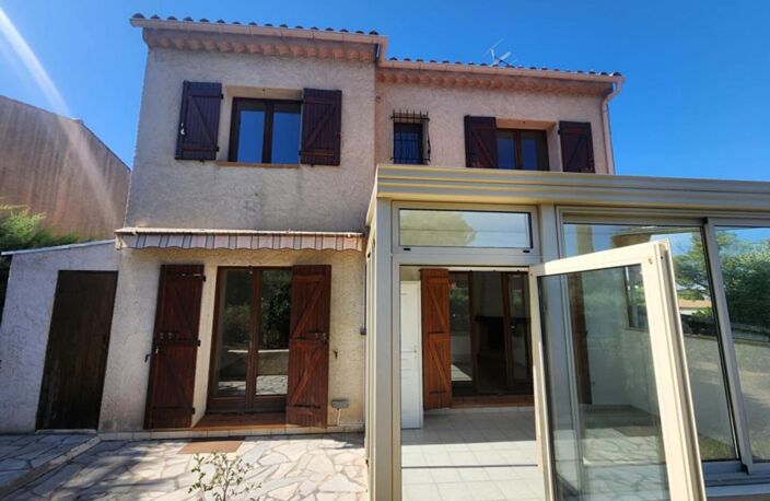 Maison ST RAPHAEL 4 pièces 82 m2- VERANDA- SOUS-SOL- JARDIN — photo 4
