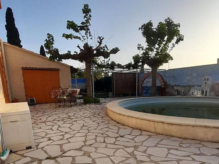 Villa familiale avec piscine  7pièce(s) 142.2 m2 — photo 1