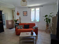 AGEN proche canal maison T4 avec courette et place de statio — photo 4