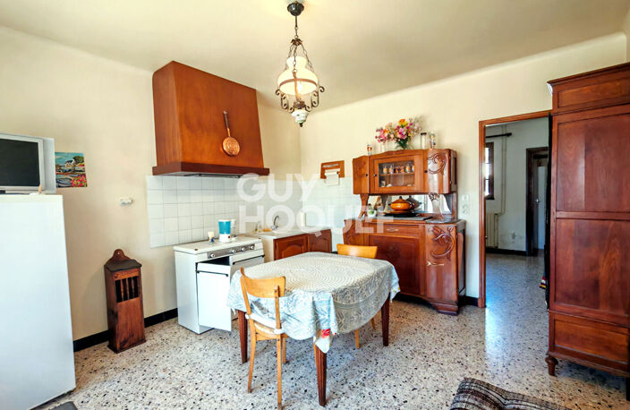 Ensemble immobilier exceptionnel - Maison avec T2 indépendant et plus de 260 m² de garages. — photo 5