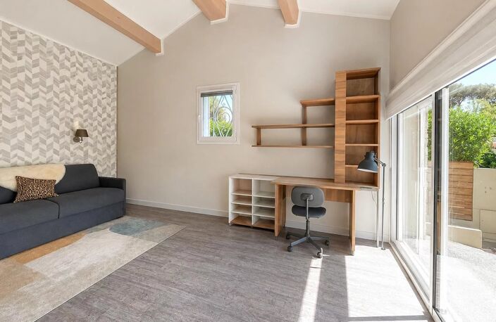MAGNIFIQUE VILLA FRÉJUS 4/5 PIÈCES — photo 2