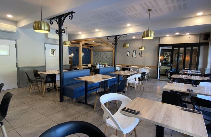 RESTAURANT BRASSERIE PIZZERIA BAR  MURS & FONDS — photo 3