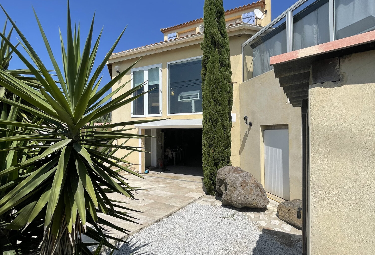 Unique belle Propriété de 260 m2 sur 2000 m2 à 250 m des pla — photo 1