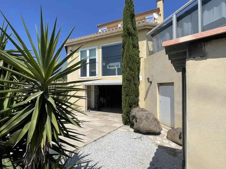 Unique belle Propriété de 260 m2 sur 2000 m2 à 250 m des pla — photo 1