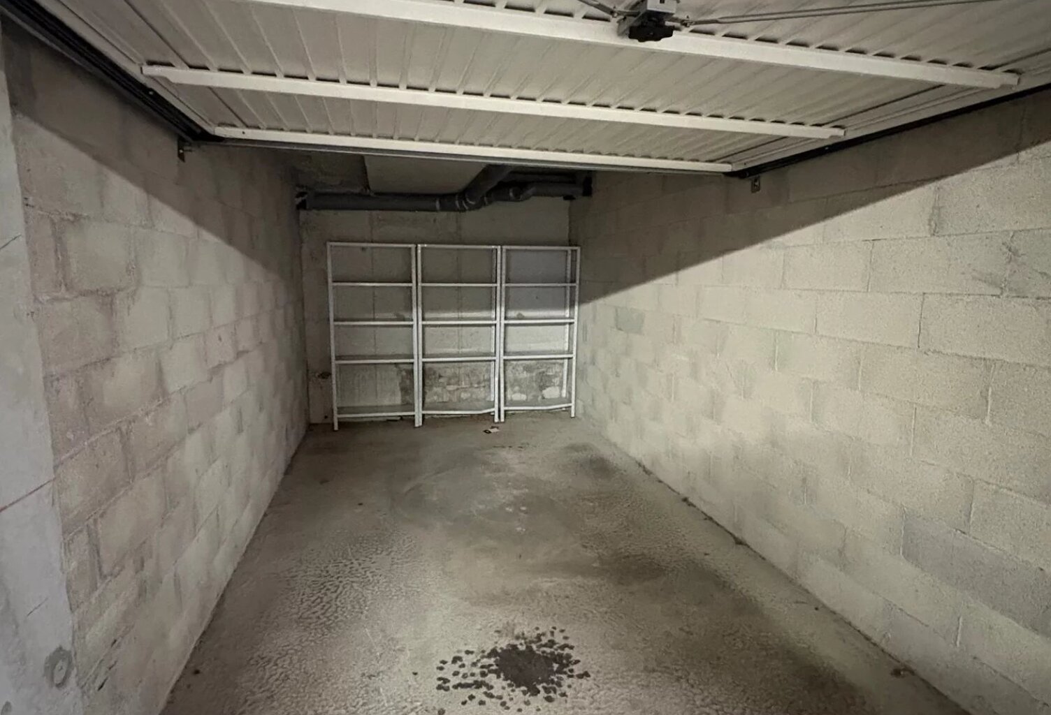 Vente garage   Nice (06300) — photo 1