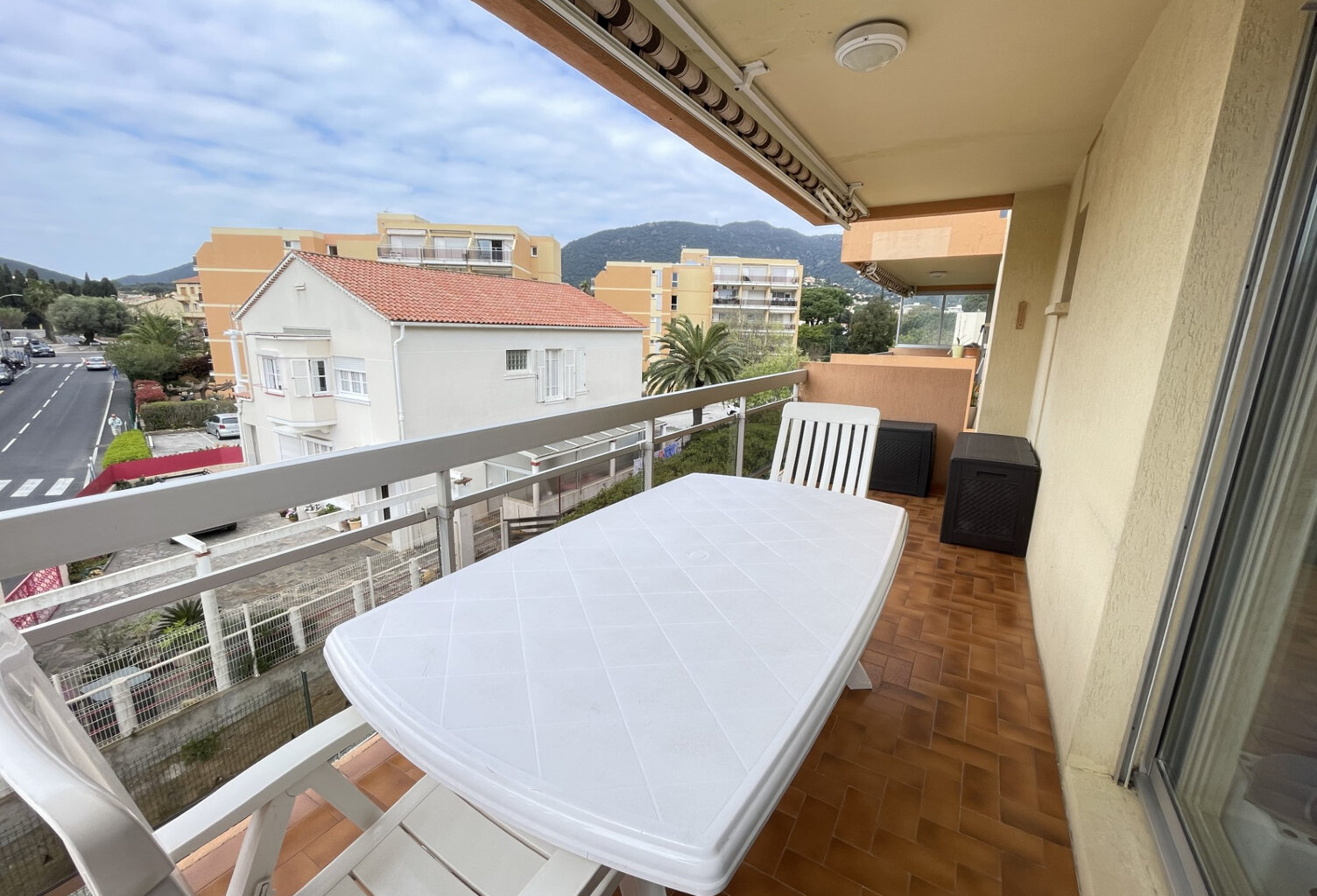 2 pièces, parking. 2 terrasses, deux salles de bains, 2 wc — photo 1