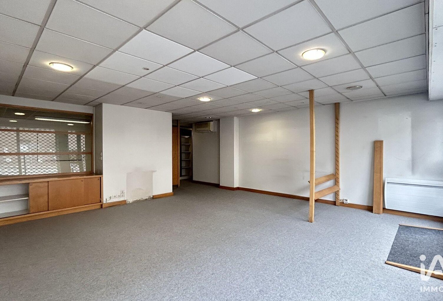 Vente Murs commerciaux 99 m&sup2; — photo 1