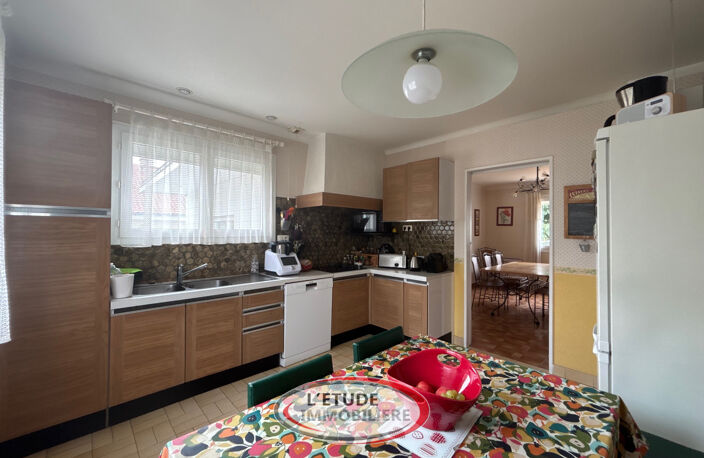Maison familiale avec vie de plain-pied au coeur de Carquefou — photo 3
