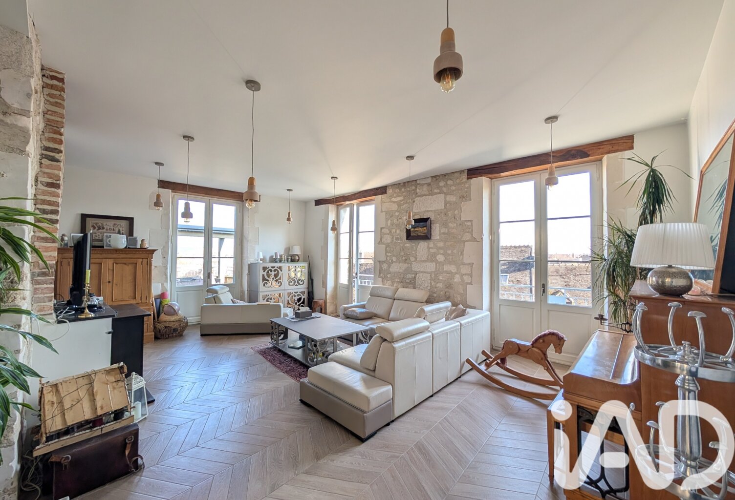 Vente Maison/villa 8 pièces — photo 1