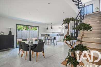 Maison 5 pièces 465000 €