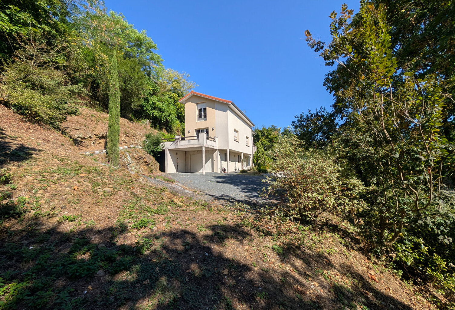 Maison  - Seyssuel  - 8 pièces -193 m2 — photo 1