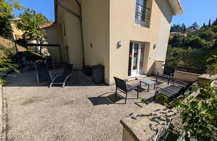 Maison  - Seyssuel  - 8 pièces -193 m2 — photo 2
