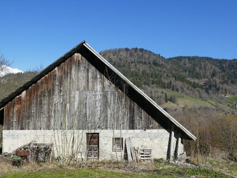 BOUCHET MONT CHARVIN. MAISON ANCIENNE A REHABILITER AVEC TERRAIN DE 2638M² — photo 1