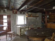 BOUCHET MONT CHARVIN. MAISON ANCIENNE A REHABILITER AVEC TERRAIN DE 2638M² — photo 4