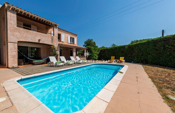 Villa avec piscine à vendre à Saint-Raphaël Valescure proche des Golfs — photo 3