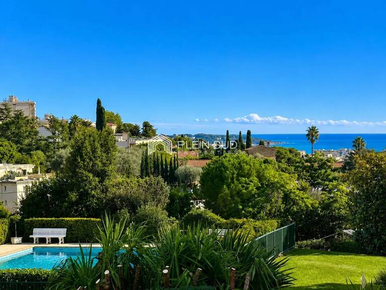 Antibes, superbe appartement vue mer. — photo 1