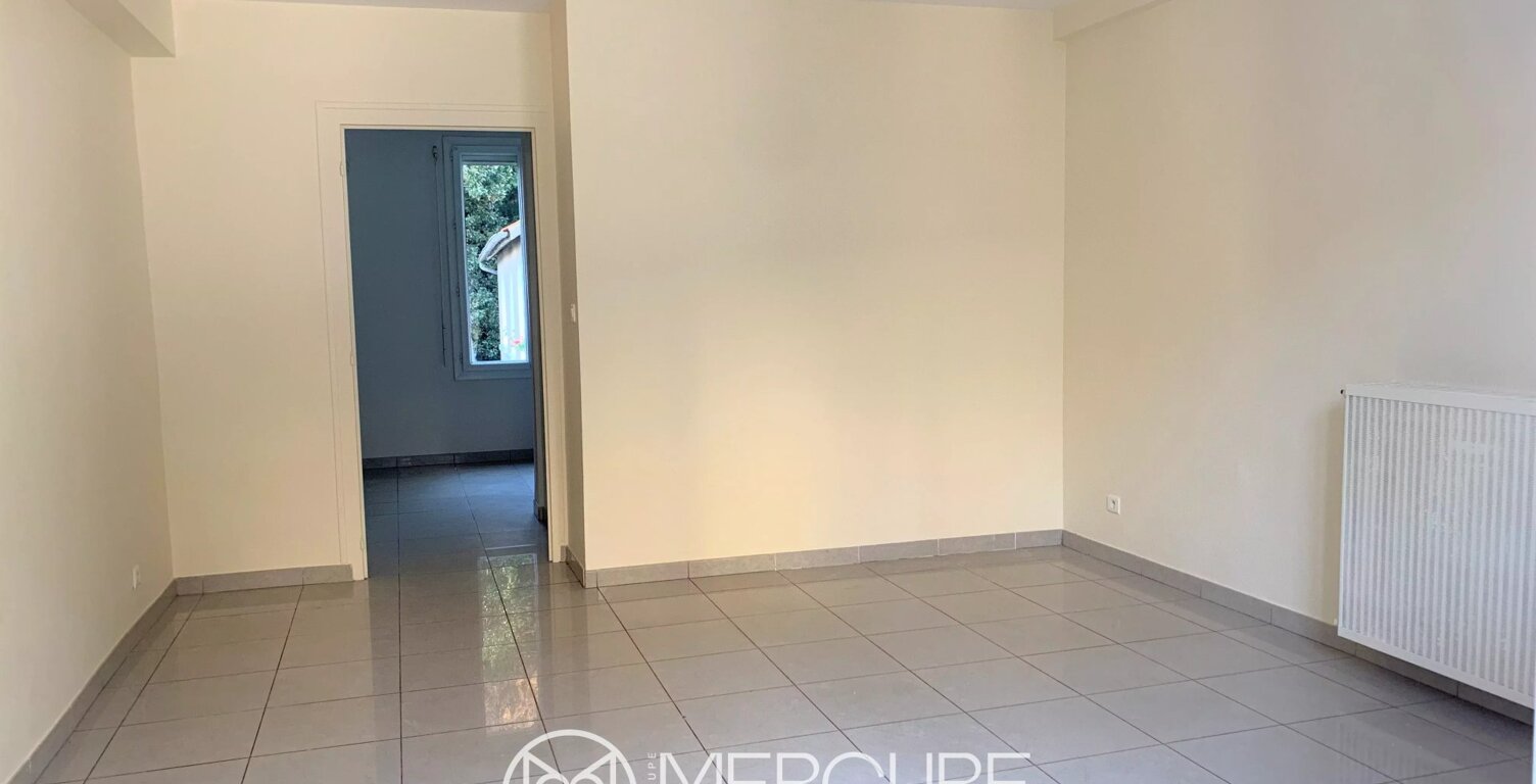 APPARTEMENT T3 A POITIERS — photo 1