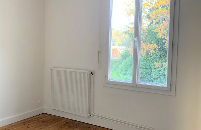 APPARTEMENT T3 A POITIERS — photo 2