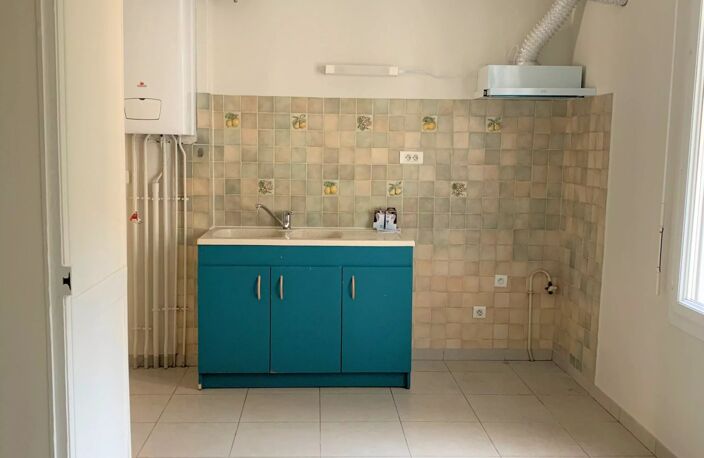 APPARTEMENT T3 A POITIERS — photo 4