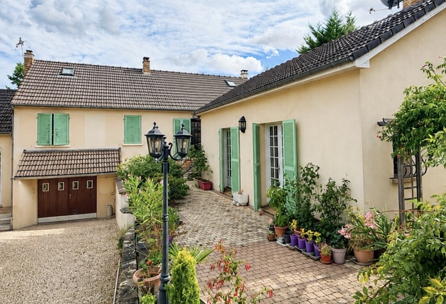 Vente Maison/villa 8 pièces — photo 1
