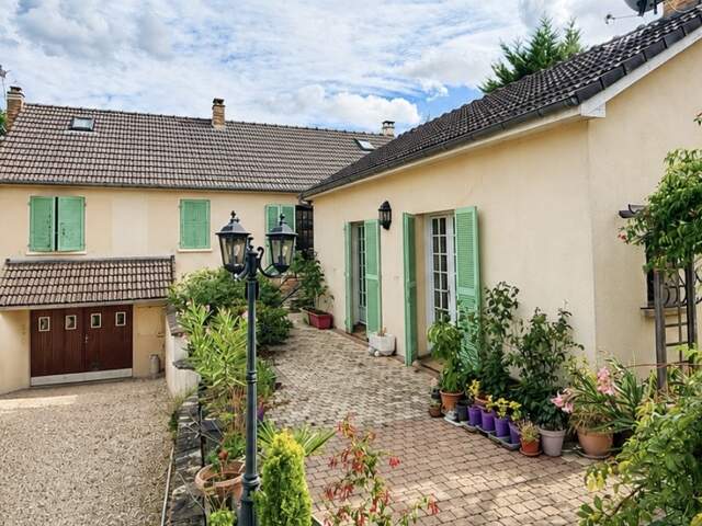 Vente Maison/villa 8 pièces — photo du bien